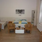 Szep-lak Apartment *